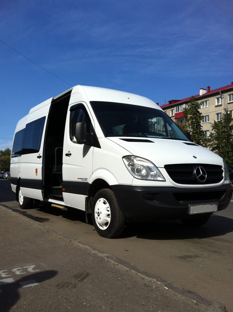 Аренда микроавтобуса Mercedes sprinter