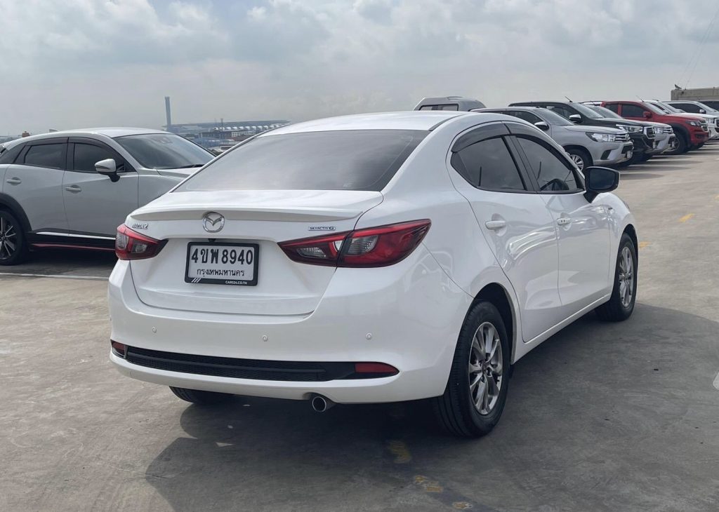 Mazda 2 седан 2017-2022 или аналог в Бангкоке, Таиланд