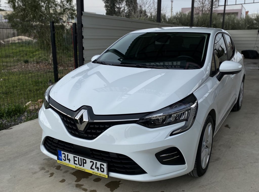 Renault Clio или аналог в Кемере, Турция