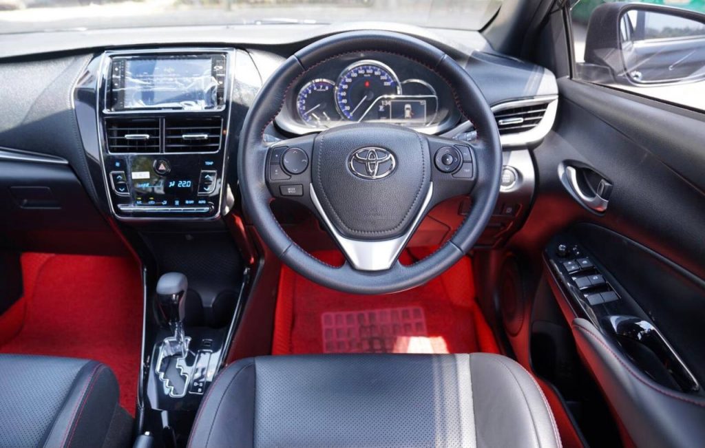 Toyota Yaris 2019-2023 год или аналог в Бангкоке, Таиланд