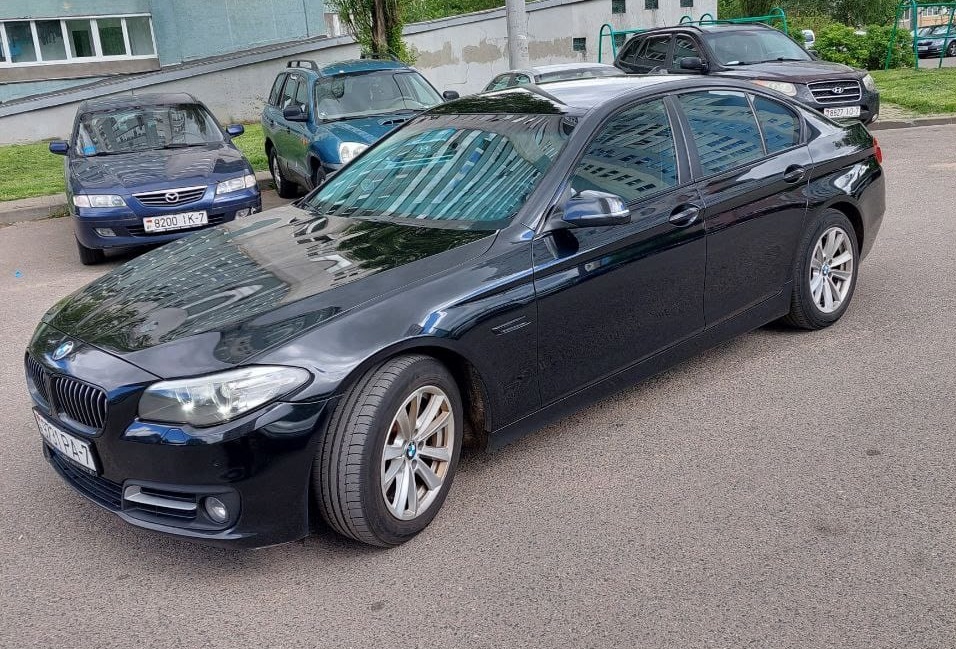 BMW 520 с водителем в Минске, Беларусь