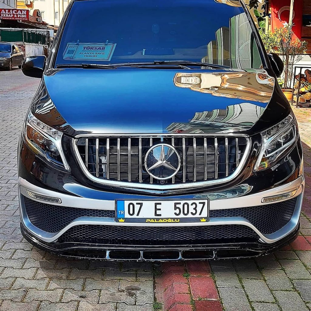 Mercedes Vito 2021 в Турции с водителем