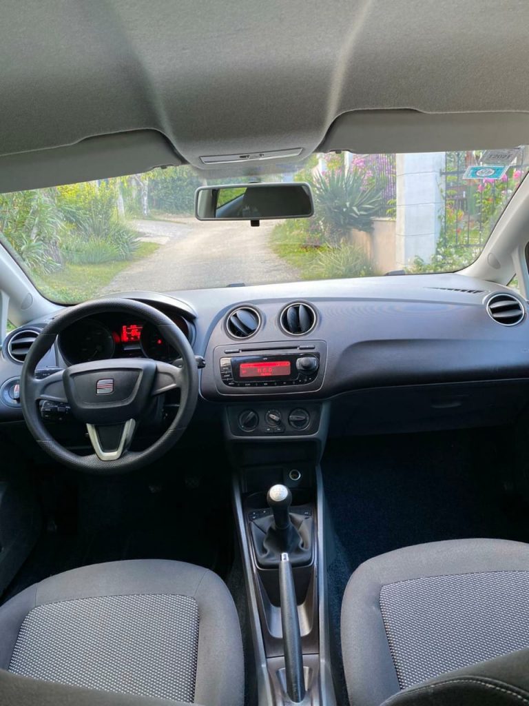 Seat Ibiza 1.4 Дизель Механика 2012-2015 год или аналог в Черногории