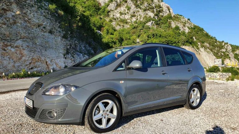 Seat altea xl 2014-2017 год или аналог в Черногории