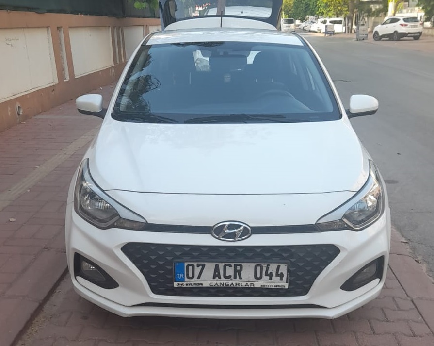 Hyundai i20 2017-2019 год или аналог в Анталии, Турция