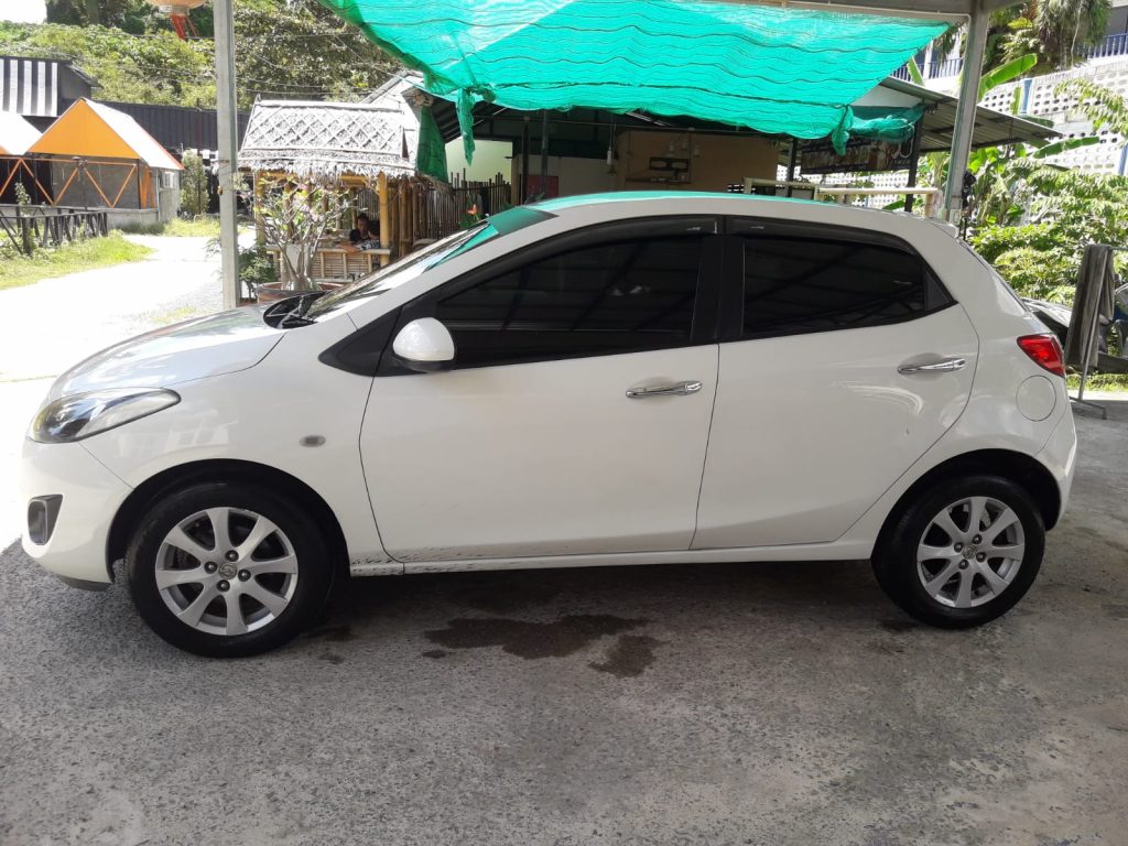 Mazda2 2013-2015 год или аналог на Пхукете, Тайланд