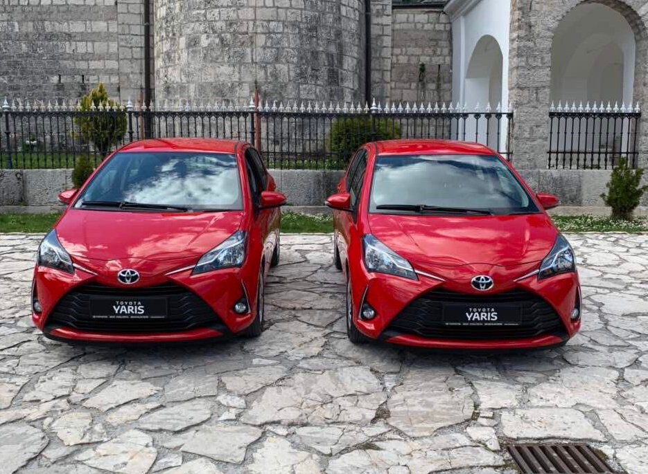 Toyota Yaris 1.3 2019-2021 год или аналог в Черногории