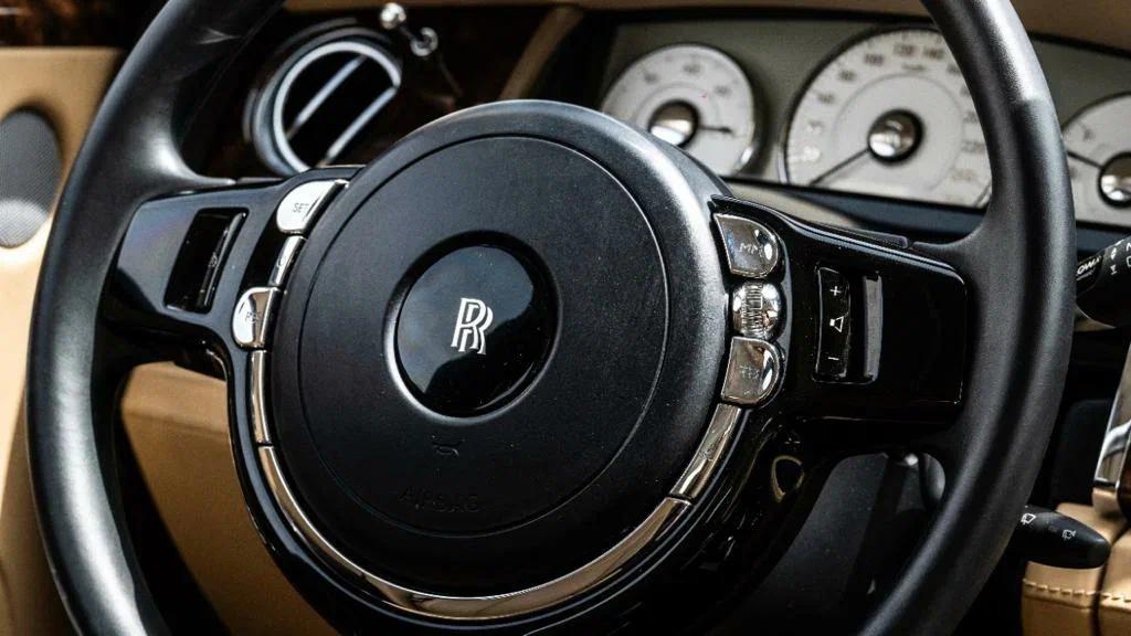 Rolls Royce Ghost в Дубаи, ОАЭ