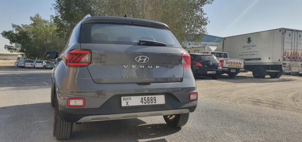 Hyundai Venue 2019-2023 год или аналог в Дубаи, ОАЭ