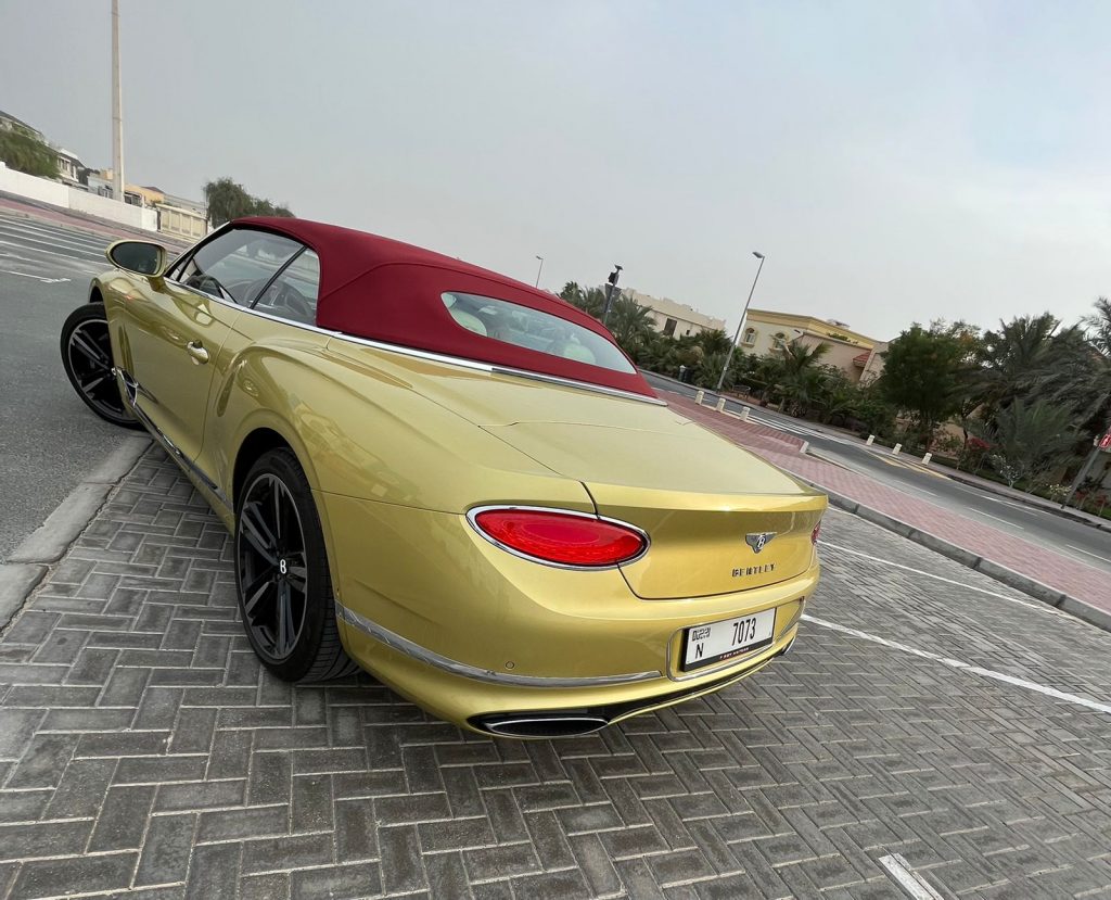 Bentley Continental 2022 в Дубаи, ОАЭ