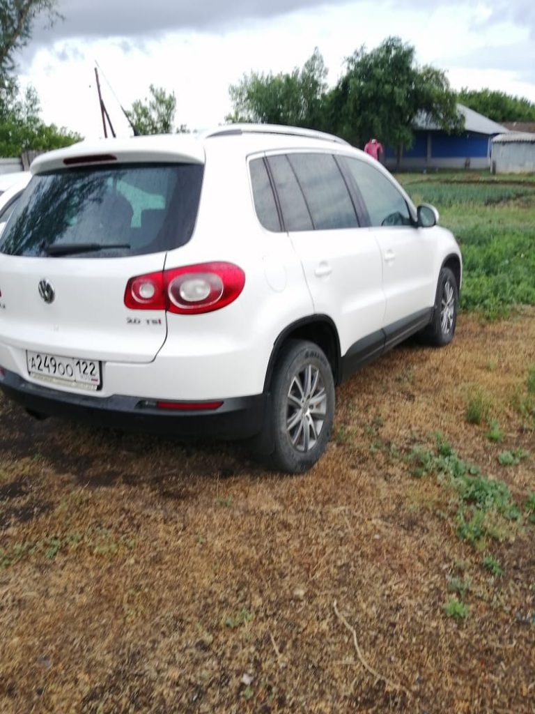 Volkswagen Tiguan 2.0 АКПП 2009-2011 год или аналог в Горно-Алтайске, Россия