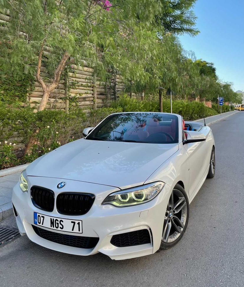 BMW 218 Cabrio в Кемере, Турция