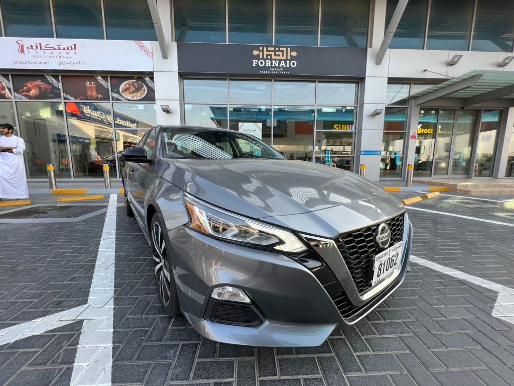 Nissan Altima 2020-2023 год или аналог в Дубаи, ОАЭ