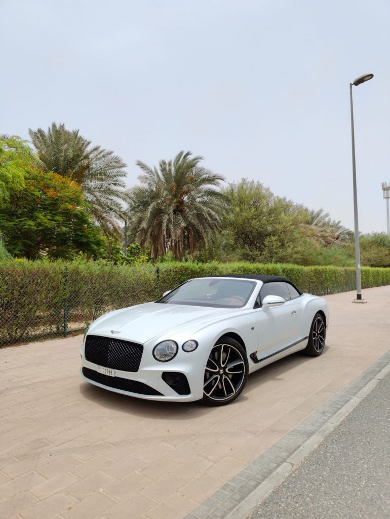 Bentley Continental кабриолет 2021 в Дубаи, ОАЭ