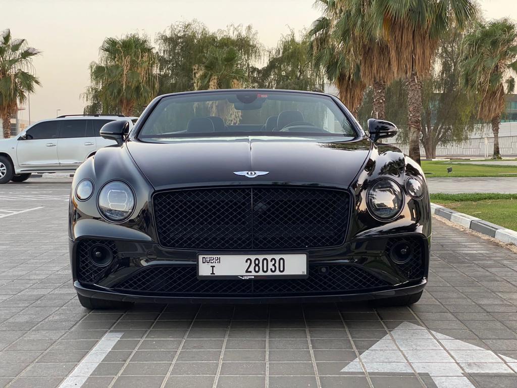 Bentley Continental кабриолет 2021 в Дубаи, ОАЭ