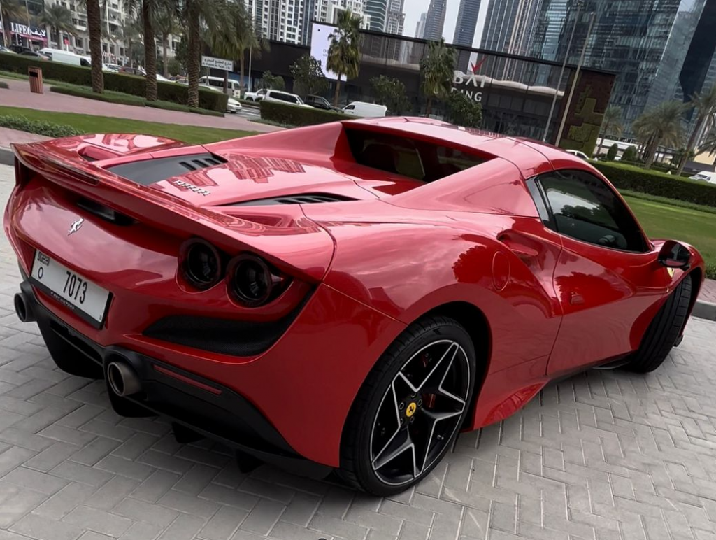 Ferrari F8 Tributo 2022 в Дубаи, ОАЭ