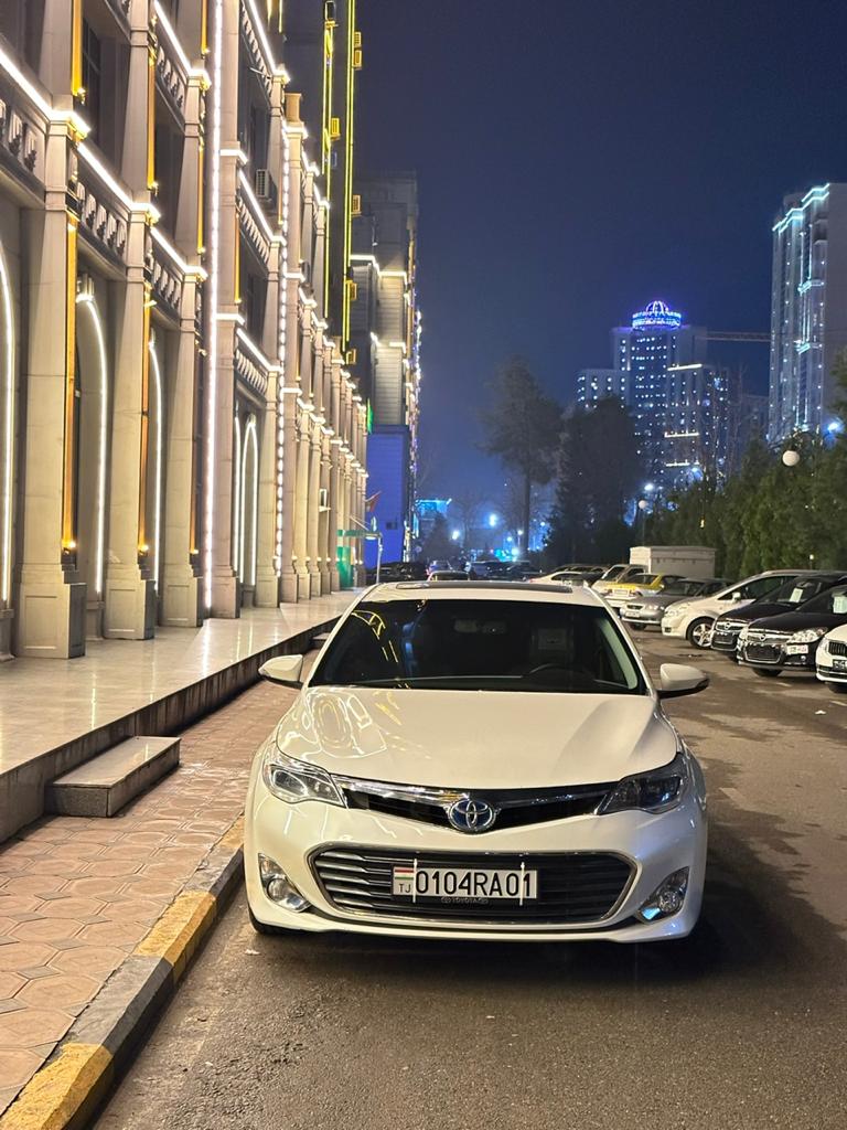 Toyota Avalon 2014-2016 в Душанбе, Таджикистан