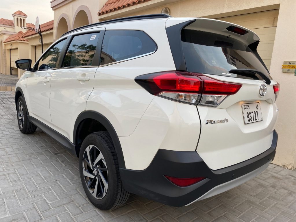Toyota Rush 7 мест 2021-2023 или аналог в Дубаи, ОАЭ
