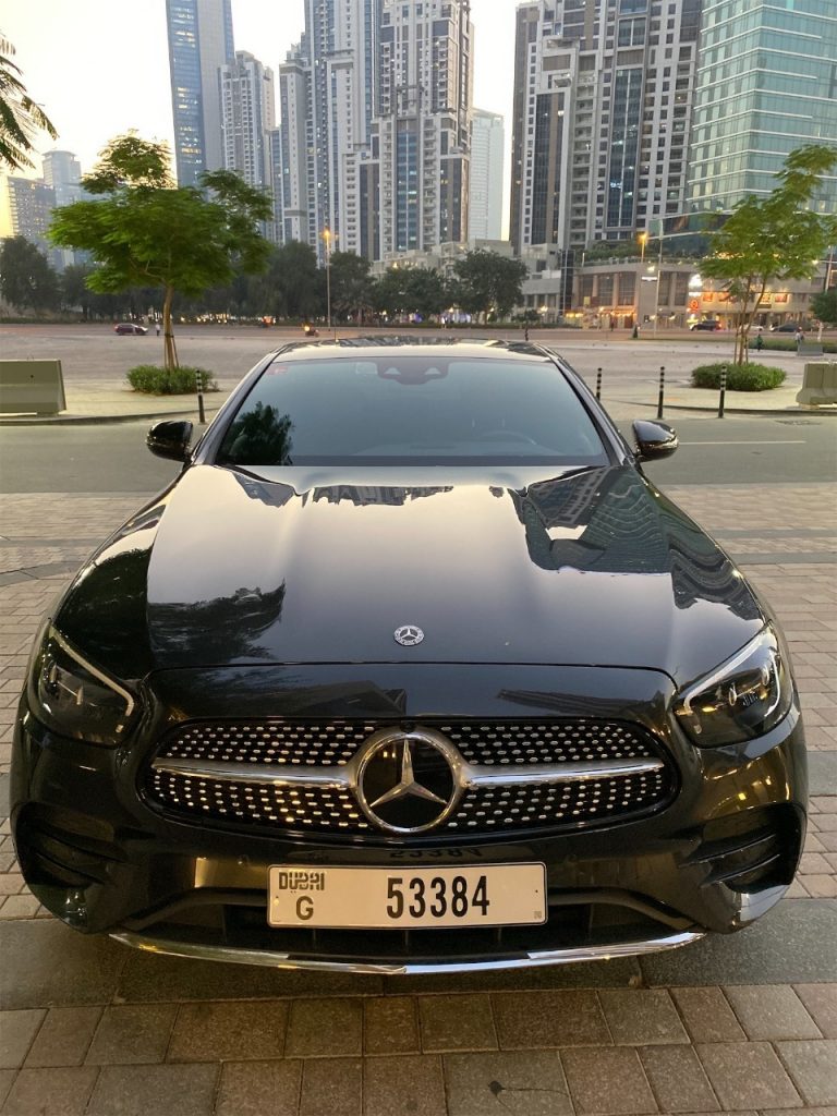 Mercedes Benz E250 2022-2023 или аналог в Дубаи, ОАЭ