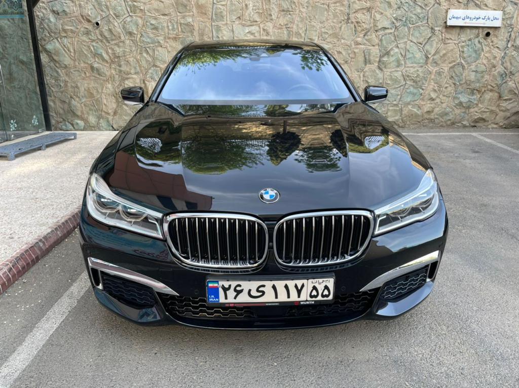 BMW 730i 2017-2018 с водителем в Тегеране, Иран