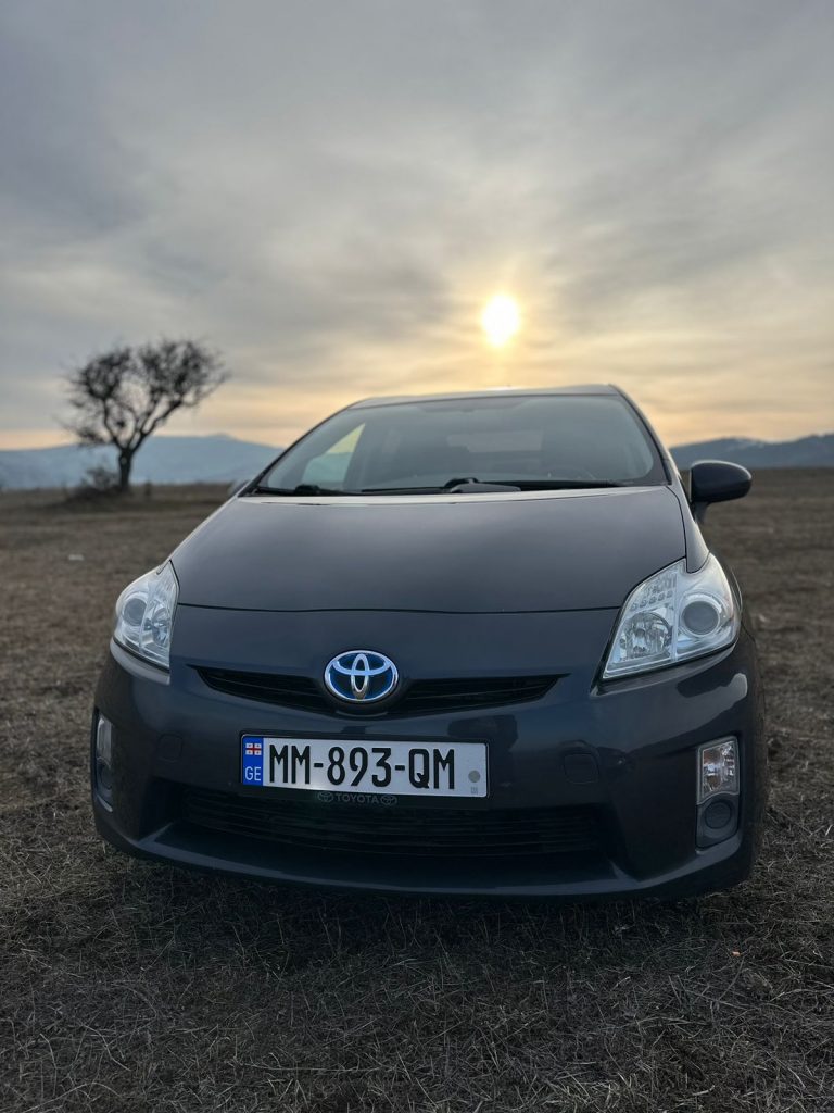 Toyota Prius 2010-2012 в Тбилиси, Грузия