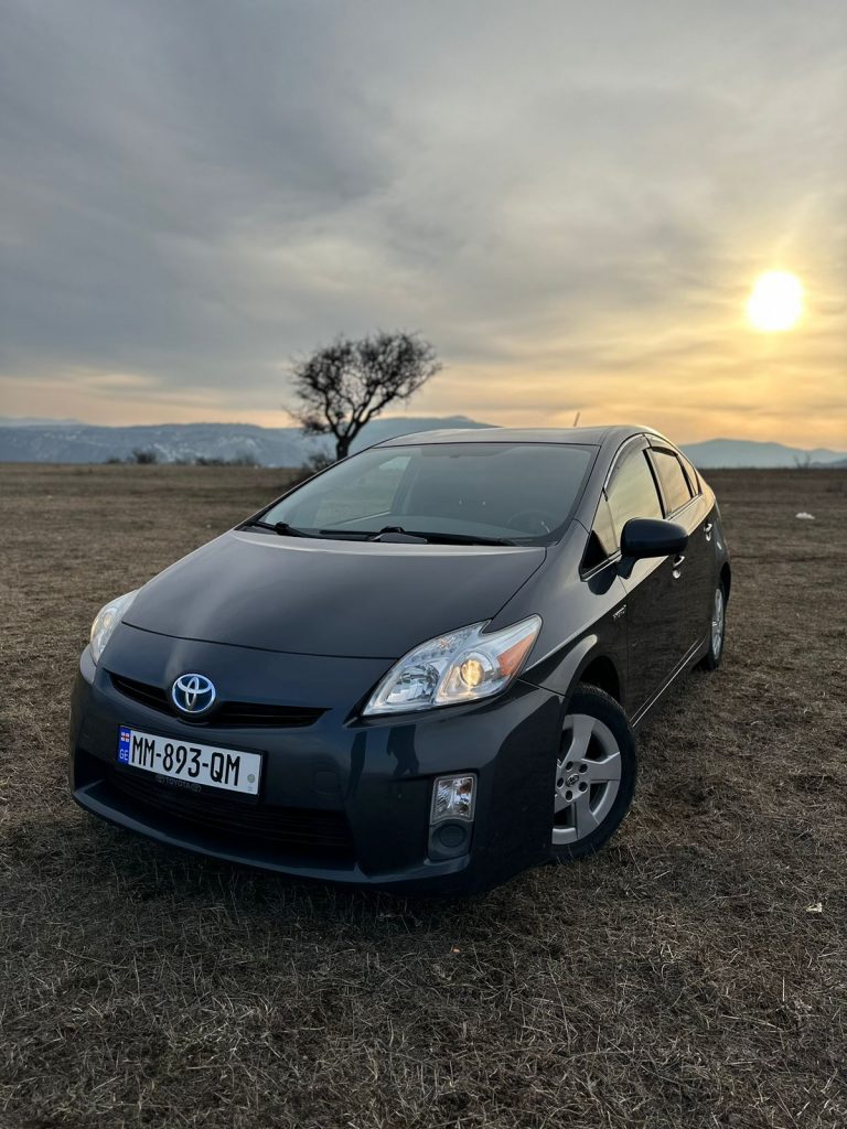 Toyota Prius 2010-2012 в Тбилиси, Грузия