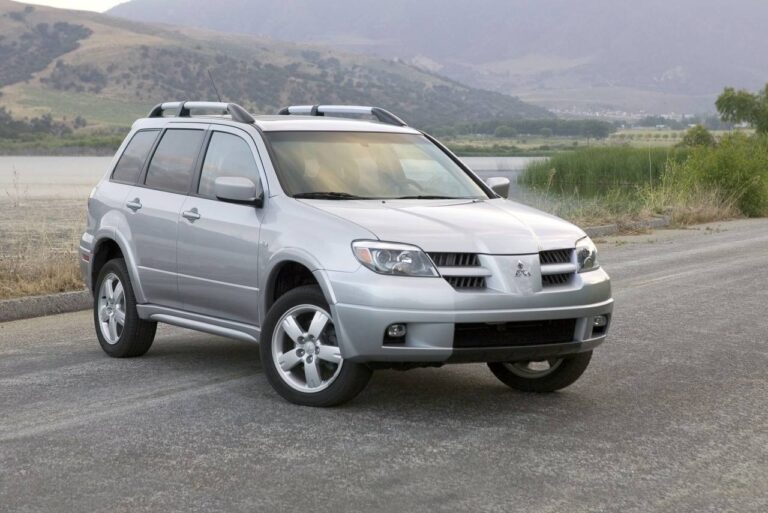Mitsubishi Outlander газ/бензин 2004-2007 или аналог в Ереване, Армения