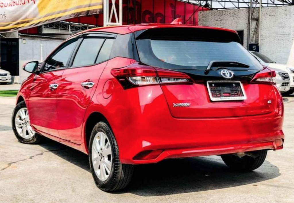 TOYOTA YARIS хетчбек 2017-2020 год или аналог на Пхукете, Тайланд