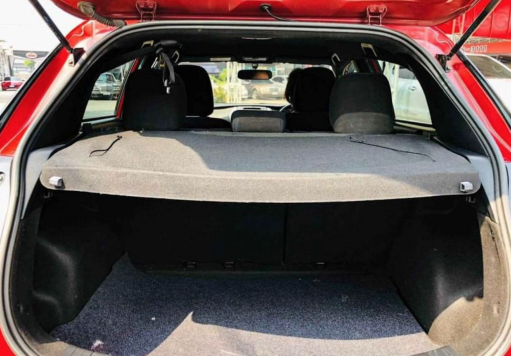 TOYOTA YARIS хетчбек 2017-2020 год или аналог на Пхукете, Тайланд