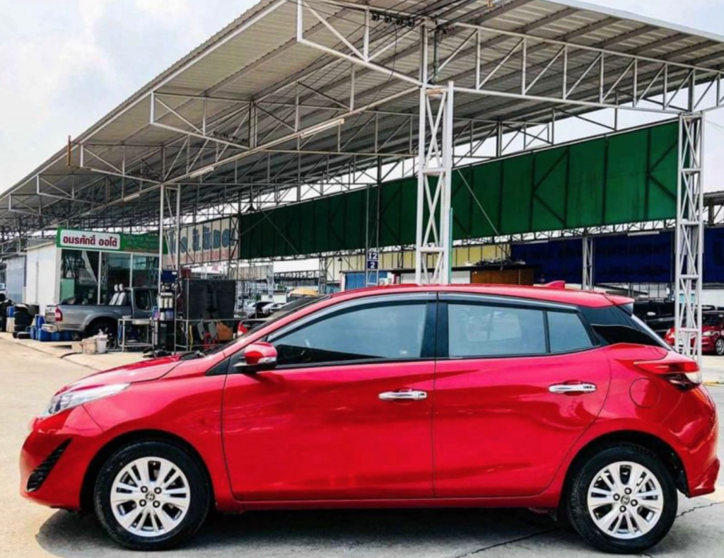 TOYOTA YARIS хетчбек 2017-2020 год или аналог на Пхукете, Тайланд