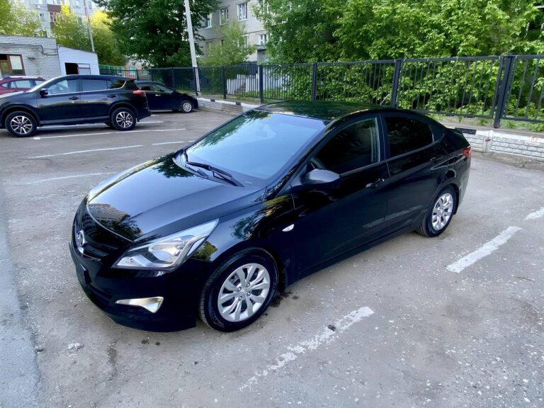 Hyundai Solaris 2012-2015 год или аналог в Бишкеке, Кыргызстан