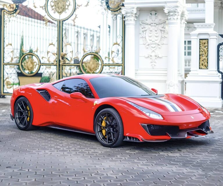 Ferrari 488 GTB (Pista Look) в Денпасаре, Бали