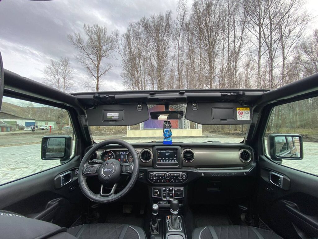 Jeep Wrangler 2018-2020 или аналог в Горно-Алтайске, Россия