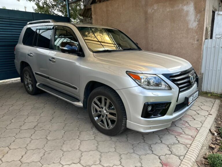 Lexus Lx570, 2007-2009 или аналог в Бишкеке, Кыргызстан