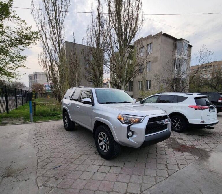 Toyota 4RUNNER 2020-2022 или аналог в Бишкеке, Кыргызстан