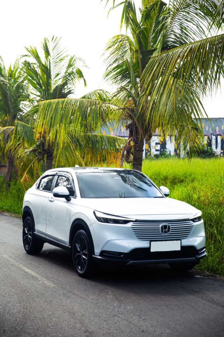Honda HRV 2022-2023 или аналог в Денпасаре, Бали