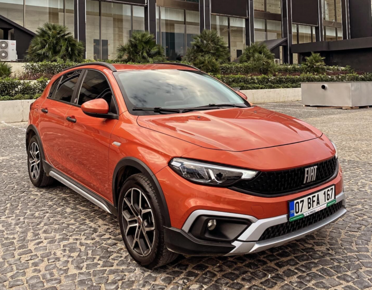 Fiat Egea cross 2022-2024 или аналог в Анталии, Турция