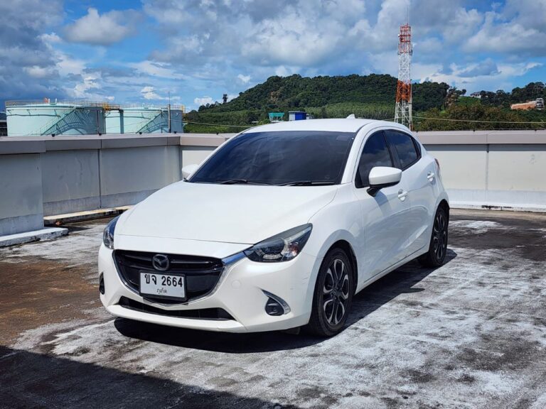 Mazda2 2017-2019 или аналог на Пхукете, Таиланд