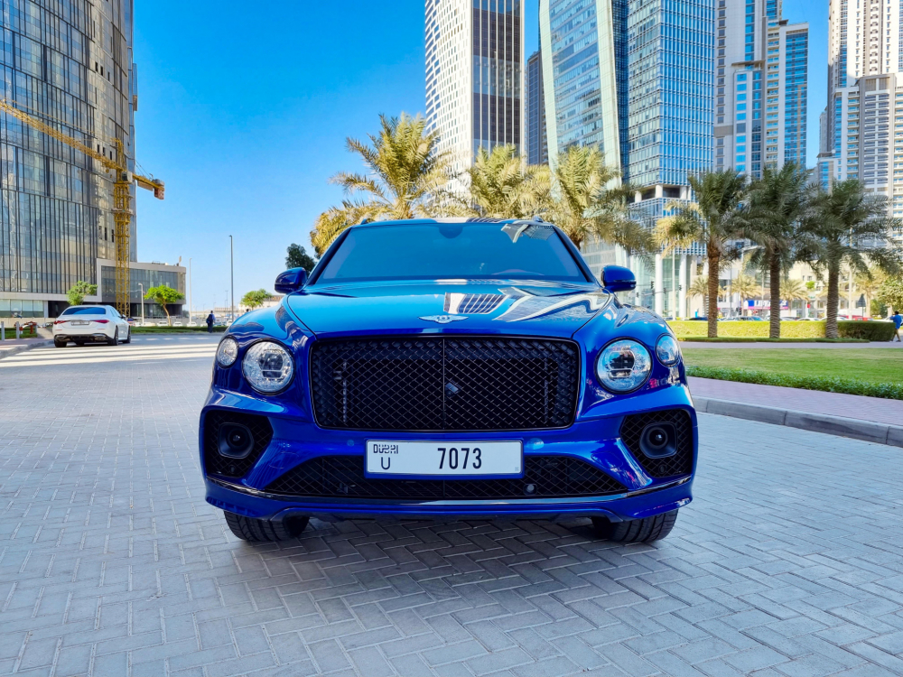 BENTLEY BENTAYGA DARK OCEAN в Дубаи, ОАЭ