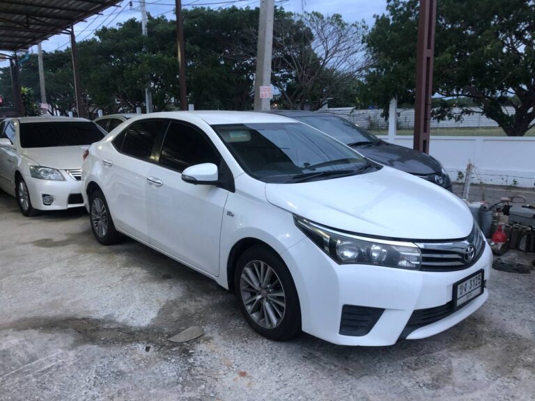 Toyota Altis 2015-2019 или аналог в Паттайе, Таиланд