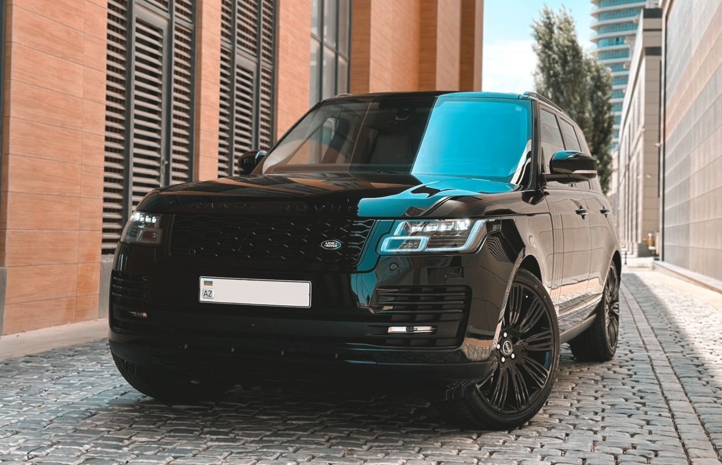 Land Rover Range Rover Vogue (2016-2020), BMW X5 (2019-2022), Mercedes-Benz S-class S400 (2016-2020) или аналог в Баку, Азербайджан