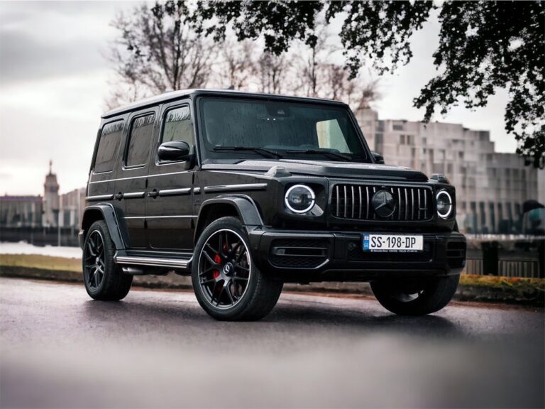Mercedes G63 AMG 2019-2023 или аналог в Тбилиси, Грузия