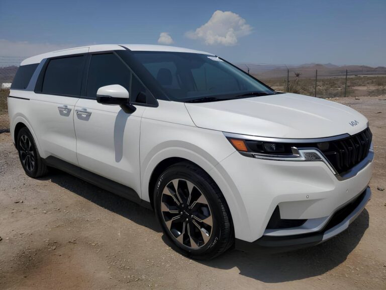 KIA Carnival 2023-2024 или аналог в Нячанге, Вьетнам