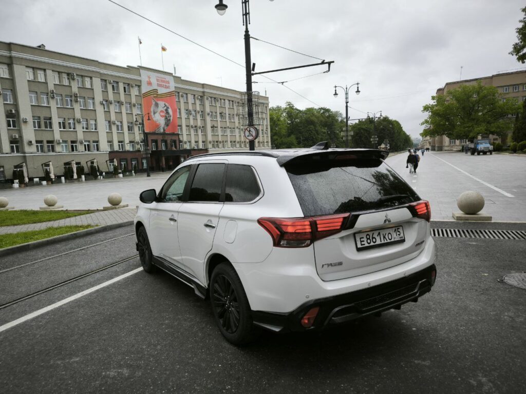 Mitsubishi Outlander 4WD 2022-2024 или аналог во Владикавказе, Россия