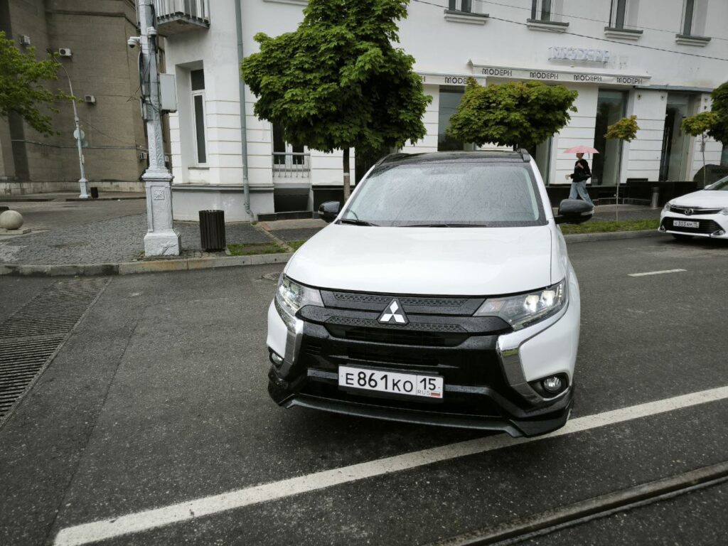 Mitsubishi Outlander 4WD 2022-2024 или аналог во Владикавказе, Россия