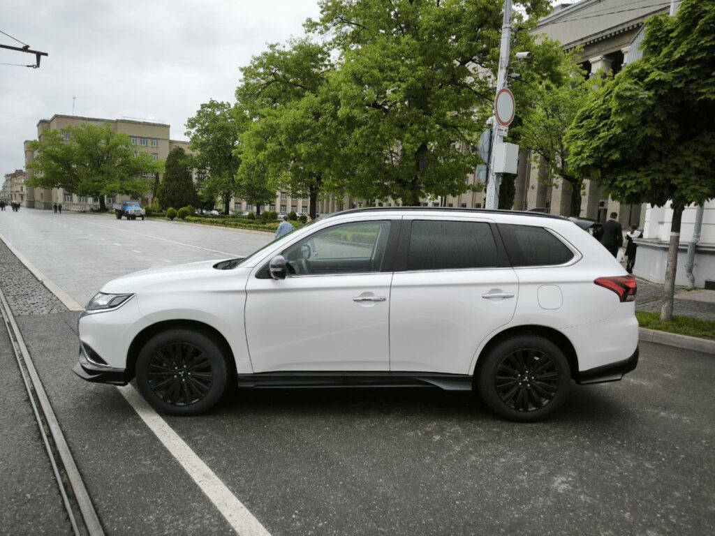 Mitsubishi Outlander 4WD 2022-2024 или аналог во Владикавказе, Россия