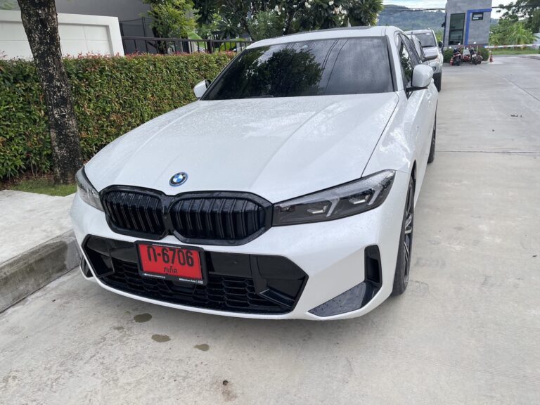 BMW 320i 2022-2024 или аналог в Пхукете, Таиланд
