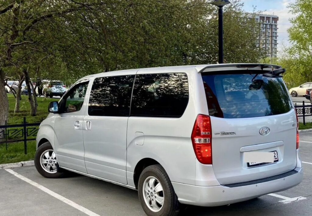 Hyundai Grand Starex 2009-2011 или аналог в Барнауле, Россия