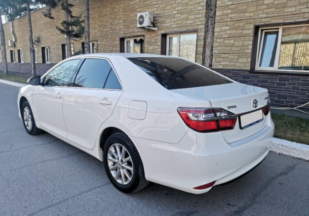 Totota Camry автомат 2016-2018 или аналог в Горно-Алтайске, Россия