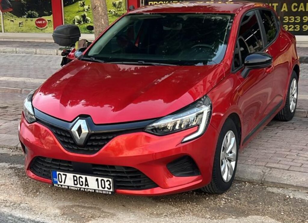 Renault Clio автомат бензин 2023-2025 или аналог в Анталии, Турция